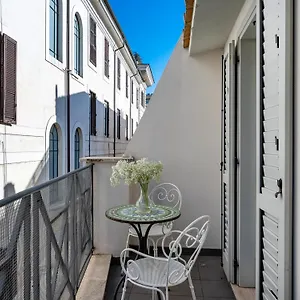 hotellátogatás